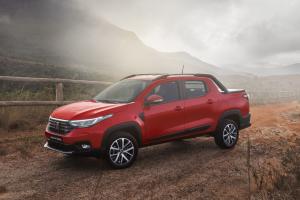 Fiat Strada Volcano Cabine Dupla 2020 года 